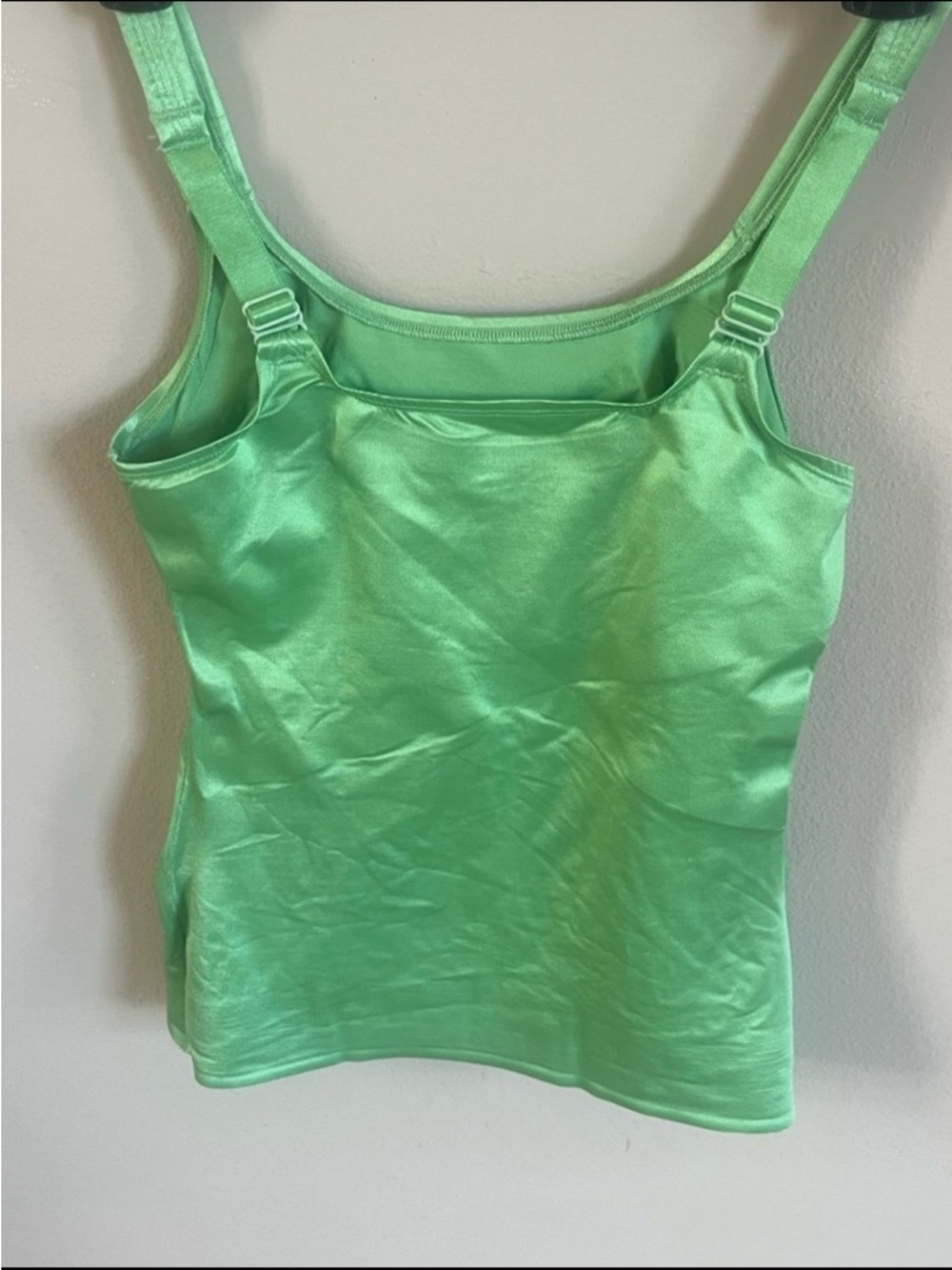 Ruby Ribbon Green Apple Tank Shaping Cami, Size 32 Women’s - Picture 3 of 7